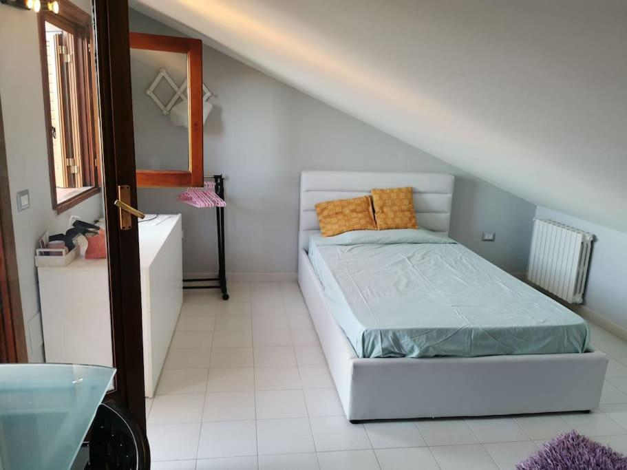 Villa Iris - Mondello ปาแลร์โม ภายนอก รูปภาพ