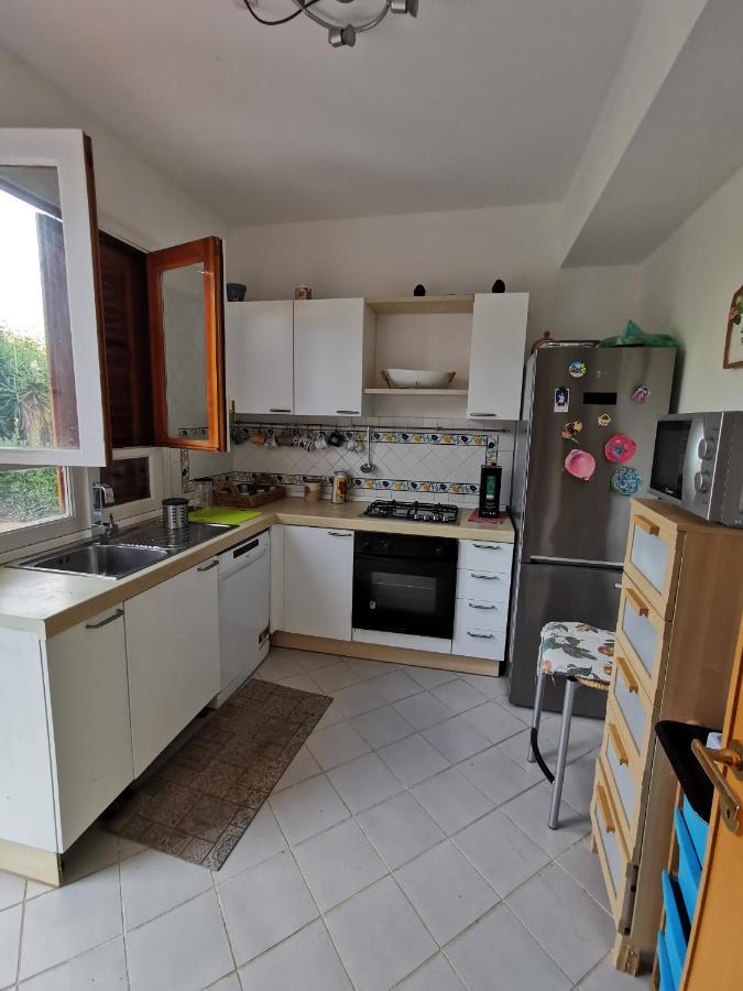 Villa Iris - Mondello ปาแลร์โม ภายนอก รูปภาพ