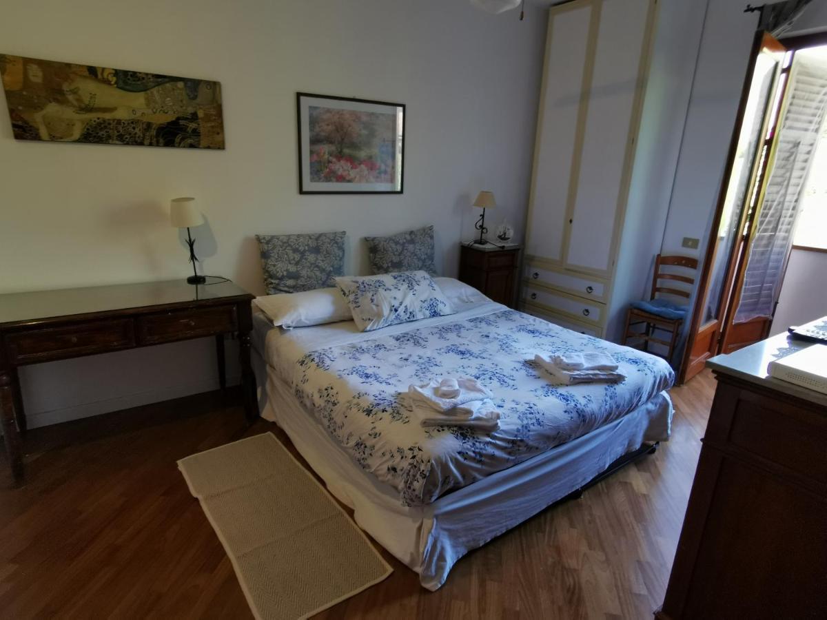 Villa Iris - Mondello ปาแลร์โม ภายนอก รูปภาพ