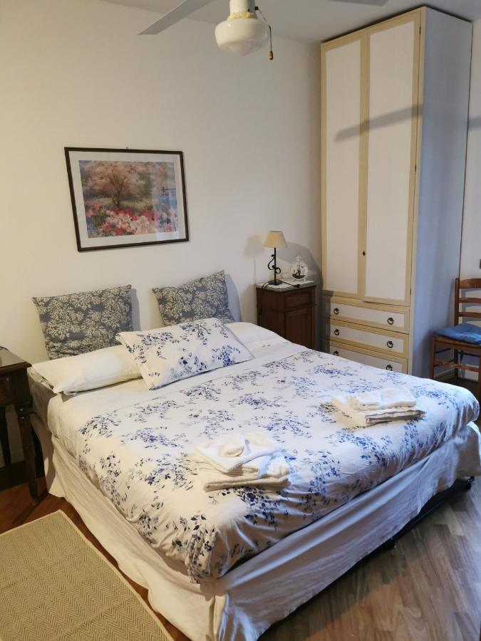 Villa Iris - Mondello ปาแลร์โม ภายนอก รูปภาพ